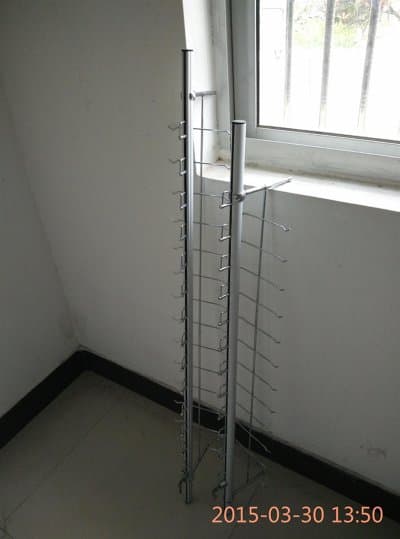 [พรีออเดอร์] ตู้โชว์แว่นตากันแดด 4 ด้าน หมุนได้ ขาตั้งอลูมิเนียมอัลลอยด์ ใส่กรอบแว่นตาได้ 84 ตัวขาย มัดจำได้ 50% - ภาพที่ 7