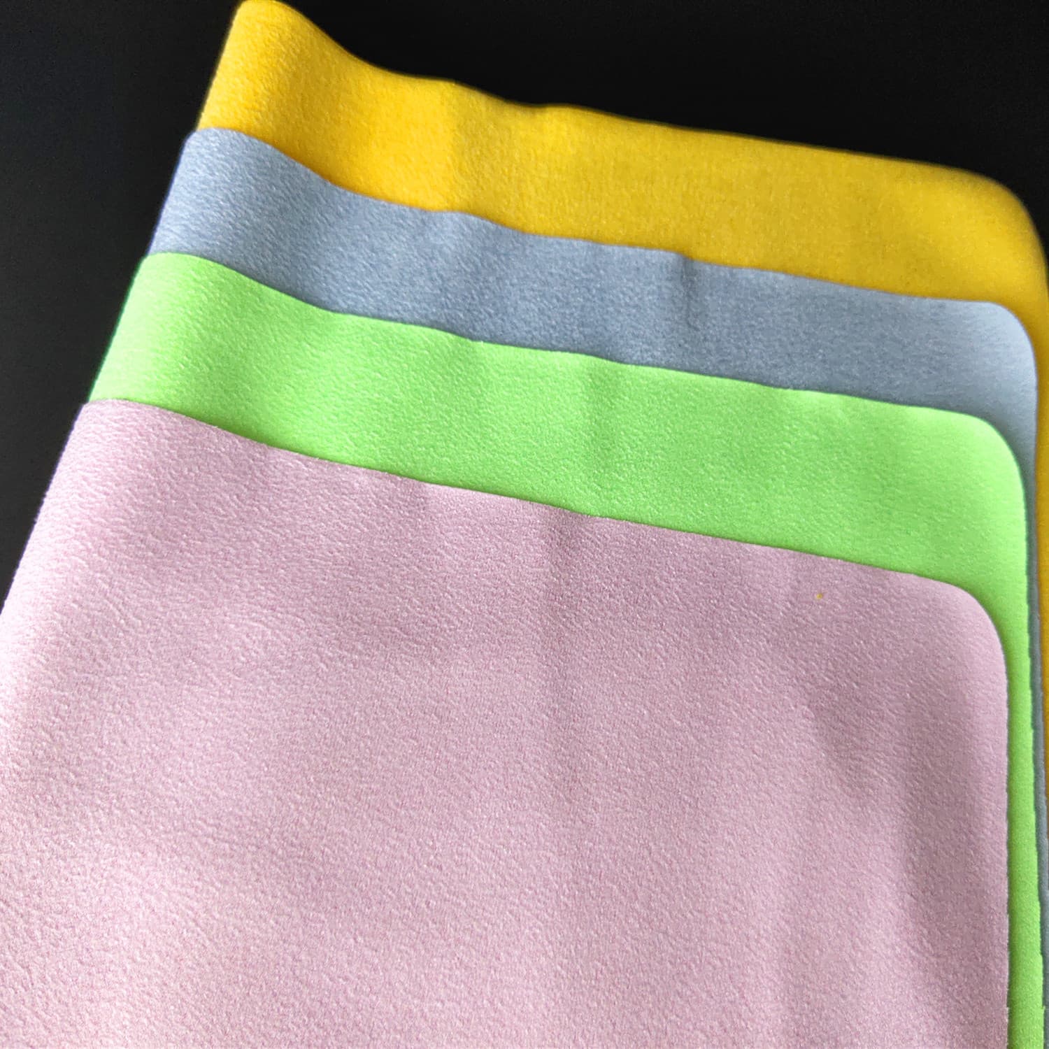 **มีสต๊อกพร้อมส่ง **AAA ขนาด13X13  ผ้าเช็ดแว่นเกรด AA คละสี ขายเป็นกล่อง กล่องละ 100 ผืน - ภาพที่ 4