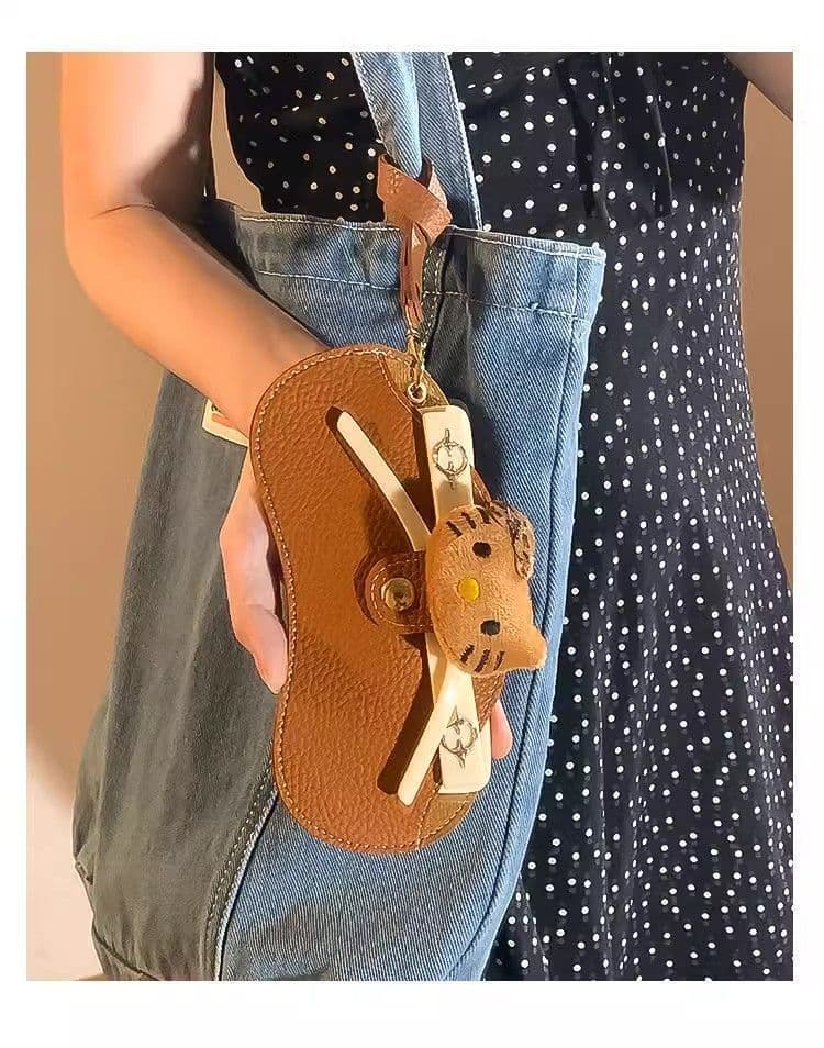 **มีสต๊อกพร้อมส่ง **AAA กระเป๋าแว่นตา ผูกกระเป๋า คิดตี้ ขายเป็นชิ้น  69- - ภาพที่ 6