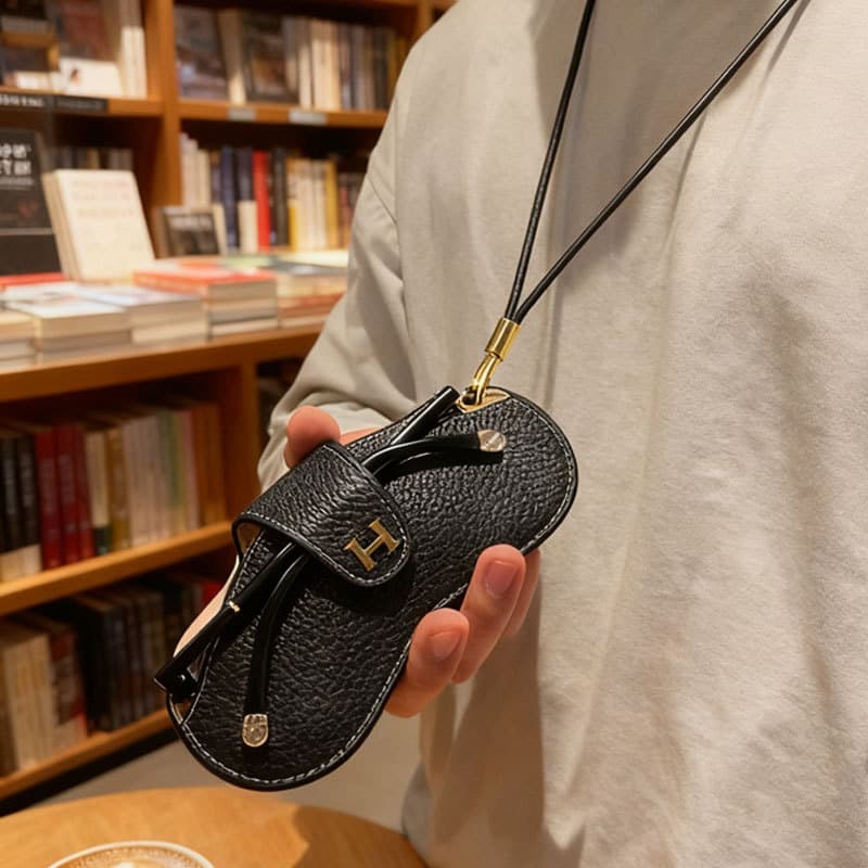 **มีสต๊อกพร้อมส่ง **AAA กระเป๋าเก็บแว่นตาผู้ชาย H แบบเดียวกับกระเป๋าแขวนกระเป๋าเก็บแว่น แขวนคอ - ภาพที่ 3