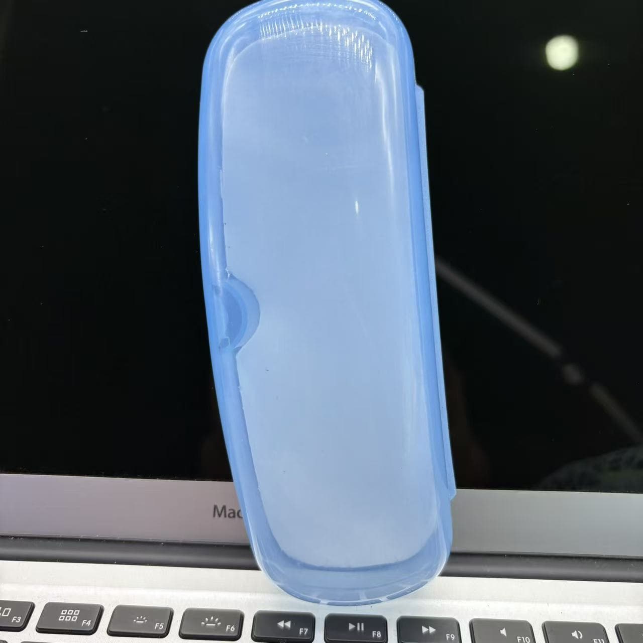 **มีสต๊อกพร้อมส่ง **++ขายเป็นแพก 10 กล่อง กล่องเก็บแว่นตาหลากสีสำหรับนักเรียนสายตาสั้นและสายตายาว (แบบขายส่ง) กล่องพลาสติก กล่องใส่แว่นตา น้ำหนักเบาเป็นพิเศษ - ภาพที่ 5